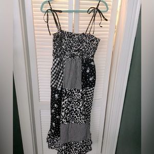 Sandy Laing Women’s Black and White Dress